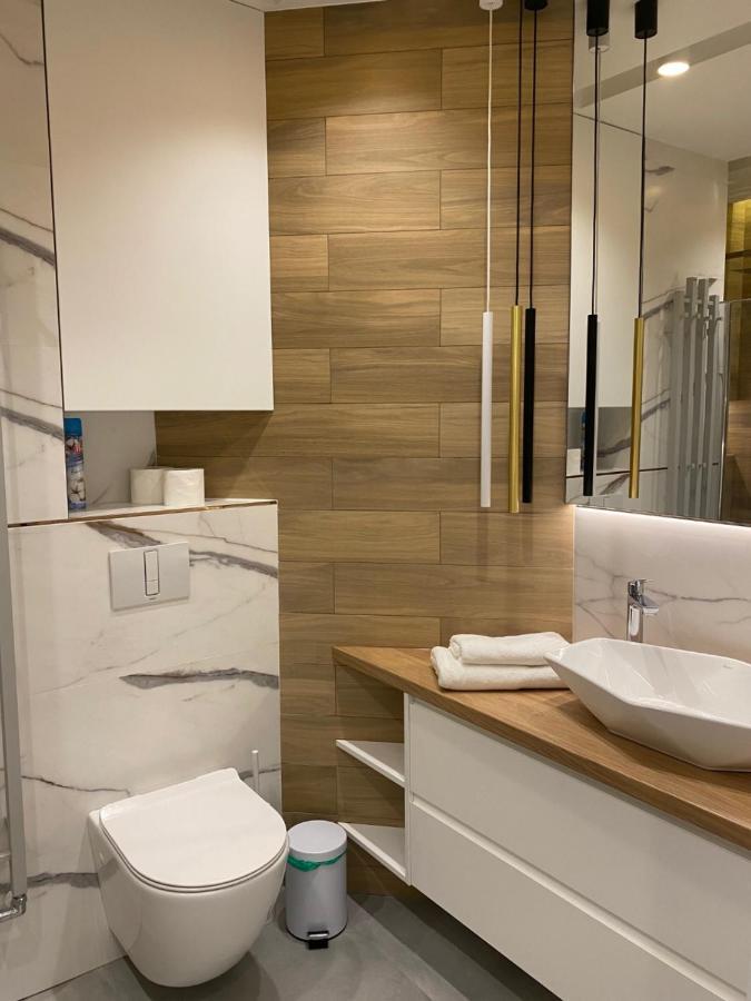 Family & Business Elegant Apartments Ventus IX Wiekow- Centrum Downtown New! Кельце Экстерьер фото
